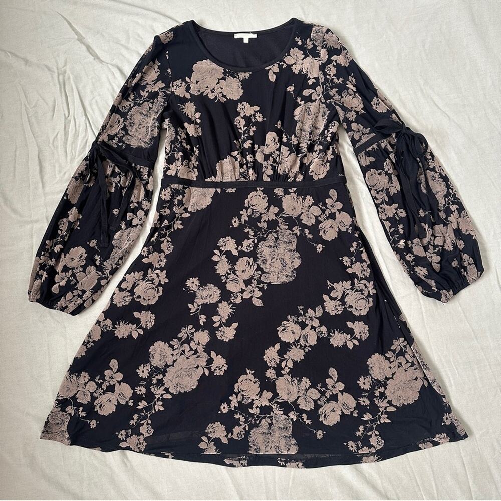 Chic Black Mesh Mini Dress with Floral Design Long Sleeve